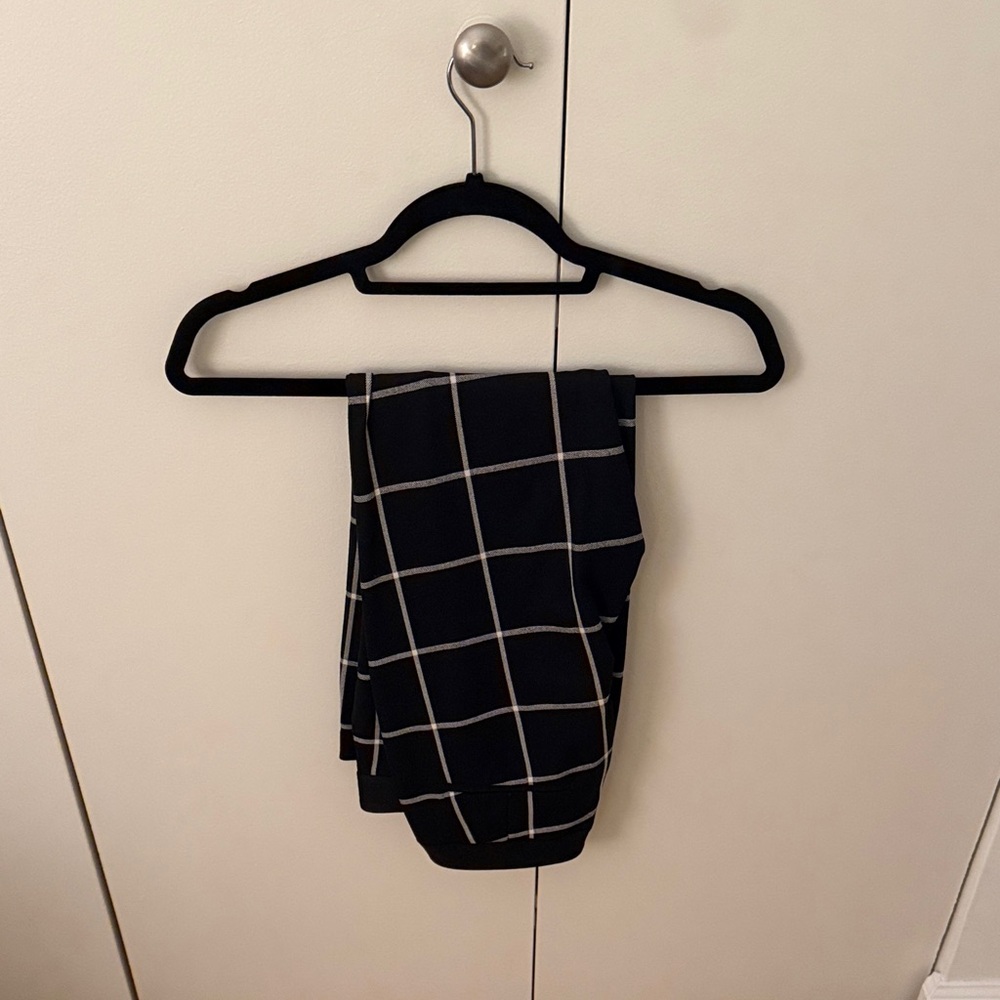 Express Black and White Checkered Women's Columnist Trousers